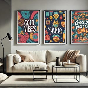 Póster "Buenas Vibras": Arte mural bohemio, impresión tipográfica retro y colorida, energía positiva motivacional, descarga digital abstracta.
