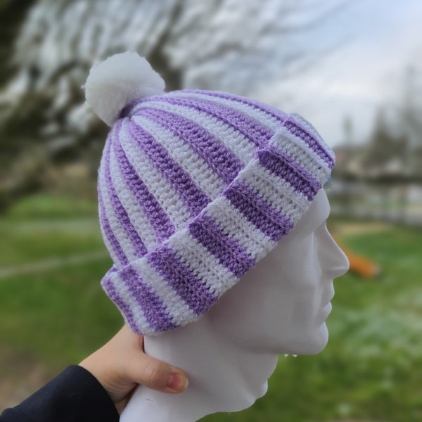 Bonnet crochet rayure a pompon amovible