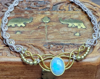 Moonstone Macrame Choker – Handmade Necklace with Brass Beads in Beige, Boho Festival & Wedding Jewelry
