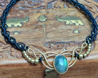 Labradorite Macrame Choker – Handmade Necklace with Brass Beads in Black, Boho Festival & Wedding Jewelry