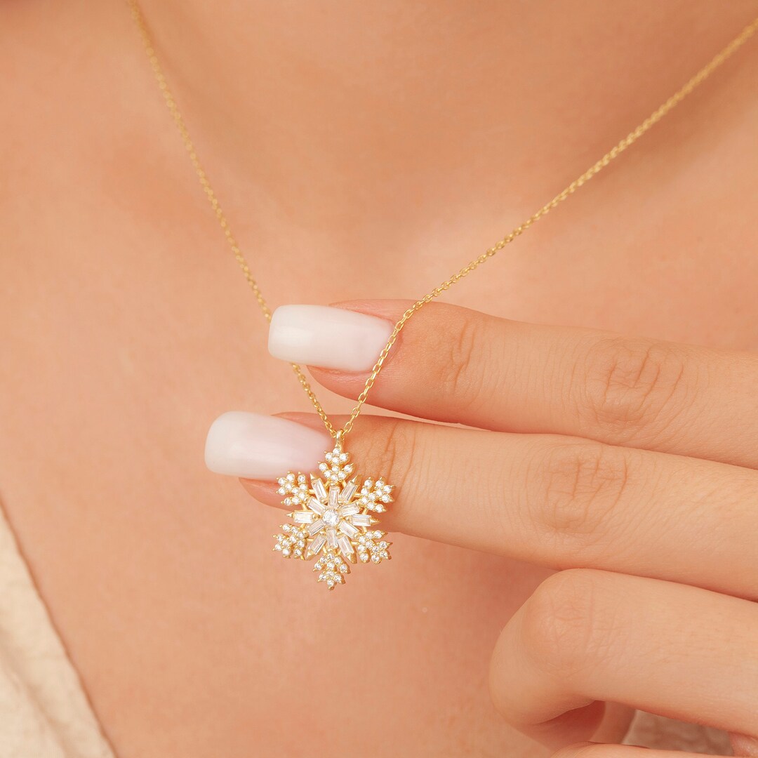 Snowflake Baguette Diamond Pendant, 14k Gold - Mills Jewelers
