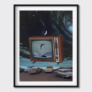 Drive-In Collage Art Print - Collage de coches vintage surrealista, cartel de futurismo retro, obra de arte estética cósmica, arte de pared de los años 60, decoración retro de los años 70