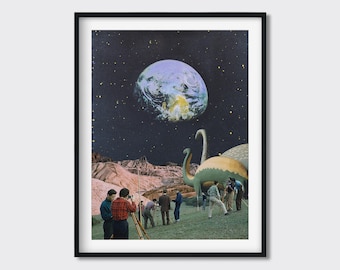 Impresión artística de collage de dinosaurios: collage vintage surrealista, póster retrofuturista, obra de arte de estética espacial, arte mural de los años 60, decoración retro de los años 70