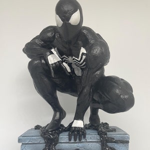 Figurka Symbiote Spider Man (Fan-Art) | 24 cm | Malowana Pomysł na prezent | Wydruk 8k