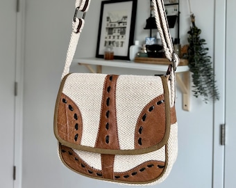 Handmade Hemp & Leather Crossbody Bag – Nepal Boho Satchel