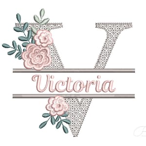 Design bonito do bordado da máquina do monograma da flor dividida da letra V 4 tamanhos