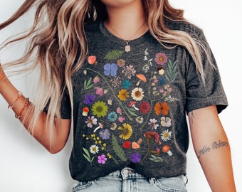 Vintage Pressed Flowers Tshirt, Boho Wildflowers Cottagecore Shirt, Floral Graphic Tee, Pastel Floral Nature Shirt, Botanical Tee, Gift Idea