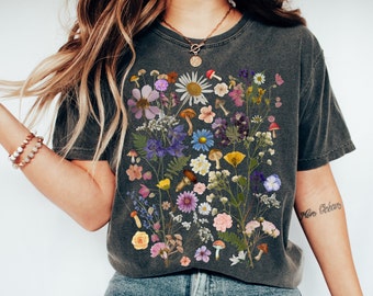 Comfort Colors® Pressed Flowers Tshirt, Boho Wildflowers Cottagecore Shirt, Floral Mushroom Tee, Pastel Floral Nature Shirt, Botanical Tee