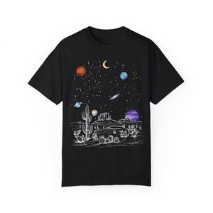 Camisa celestial Comfort Colors®, camiseta lunar, camiseta Star Galaxy, camisa mística de fase lunar, camiseta de astronomía de astrología, camiseta gráfica lunar Black