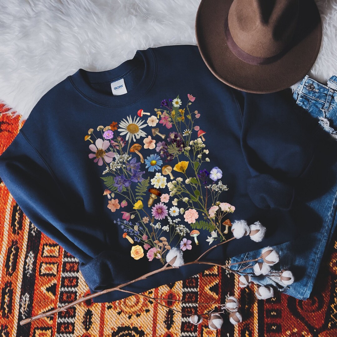 Pressed Flowers Sweatshirt, Boho Wildflowers Cottagecore Sweater ...