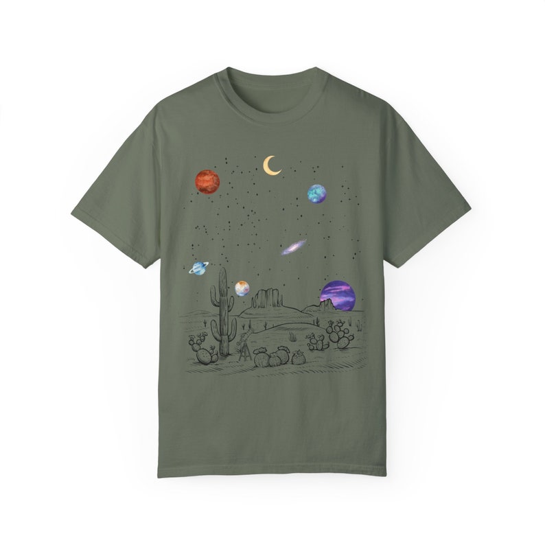 Camisa celestial Comfort Colors®, camiseta lunar, camiseta Star Galaxy, camisa mística de fase lunar, camiseta de astronomía de astrología, camiseta gráfica lunar Moss
