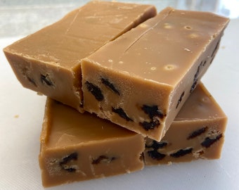 Pendragons Luxury Cornish Rum and Raisin Fudge Gift boxed