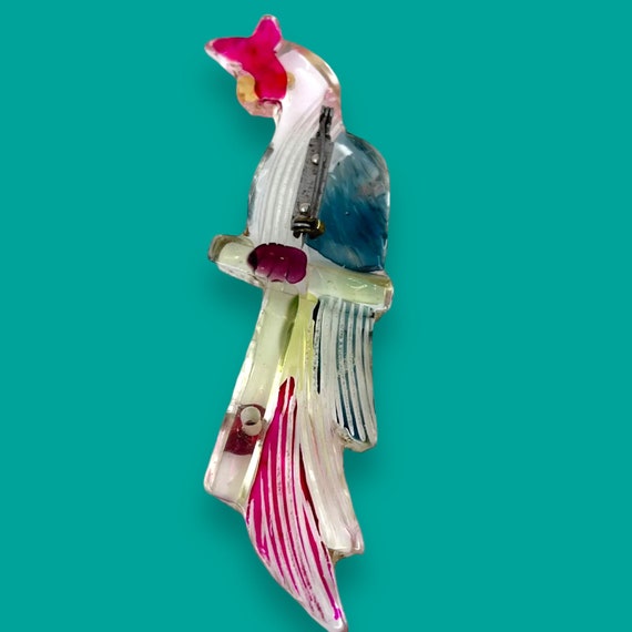 Reverse Carved Lucite   Parrot, Bird Brooch with … - image 5