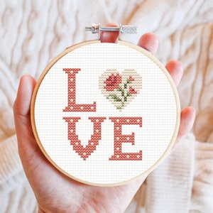 Valentijnsdag kruissteekpatroon, liefde kruissteekpatroon, hart kruissteekpatroon, roos kruissteekpatroon, klein kruissteekpatroon pdf