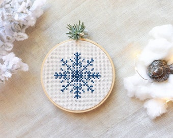 Snowflake cross stitch pattern, christmas ornament cross stitch pattern, winter cross stitch pattern, christmas cross stitch pattern pdf