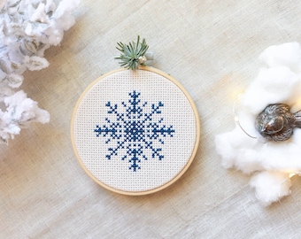 Snowflake cross stitch pattern, christmas ornament cross stitch pattern, winter cross stitch pattern, christmas cross stitch pattern pdf