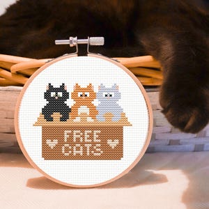 Cat cross stitch pattern, cat ornament, gift for cat lovers, cute cross stitch pattern, counted cross stitch, funny cross stitch pattern pdf