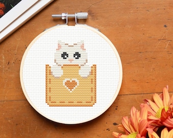 Cat cross stitch pattern, pet cross stitch pattern, animal cross stitch, cat ornament, gift for cat lovers, small cross stitch pattern pdf
