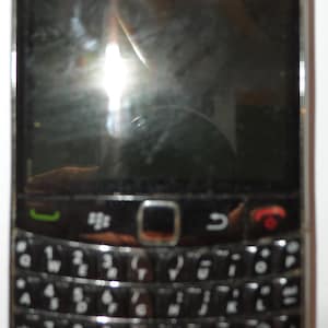 BlackBerry Bold 9700 Vintage mobiele telefoon met oplader + cd + leren hoesje + plastic houder In originele doos