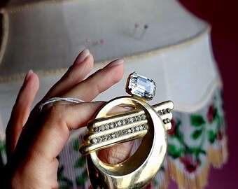 Vintage gouden statementbroche, nieuw in doos, geometrische strass steentjes, jaren 80 couture sieradenbroche