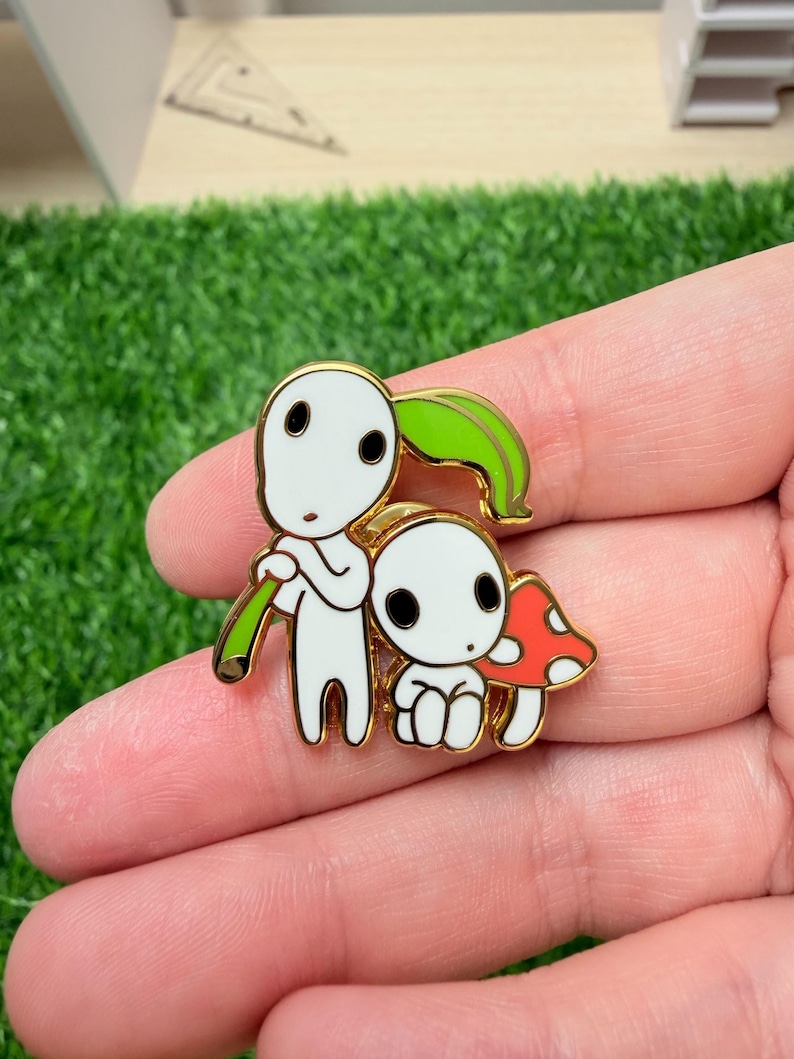 Studio Ghibli Enamel Pins - toroto, Calcifer, soot sprites, Turnip head, Jiji cat, Heen dog The Kodamas