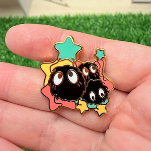 Studio Ghibli Enamel Pins - toroto, Calcifer, soot sprites, Turnip head, Jiji cat, Heen dog Soot Sprites