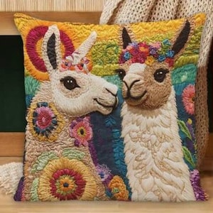THROW PILLOW COVER-Camel and Alpaca Hand Woven Polyester Pillowcase, Plush Design 18x18&quot;, Zipper Closure, Beautiful Colors