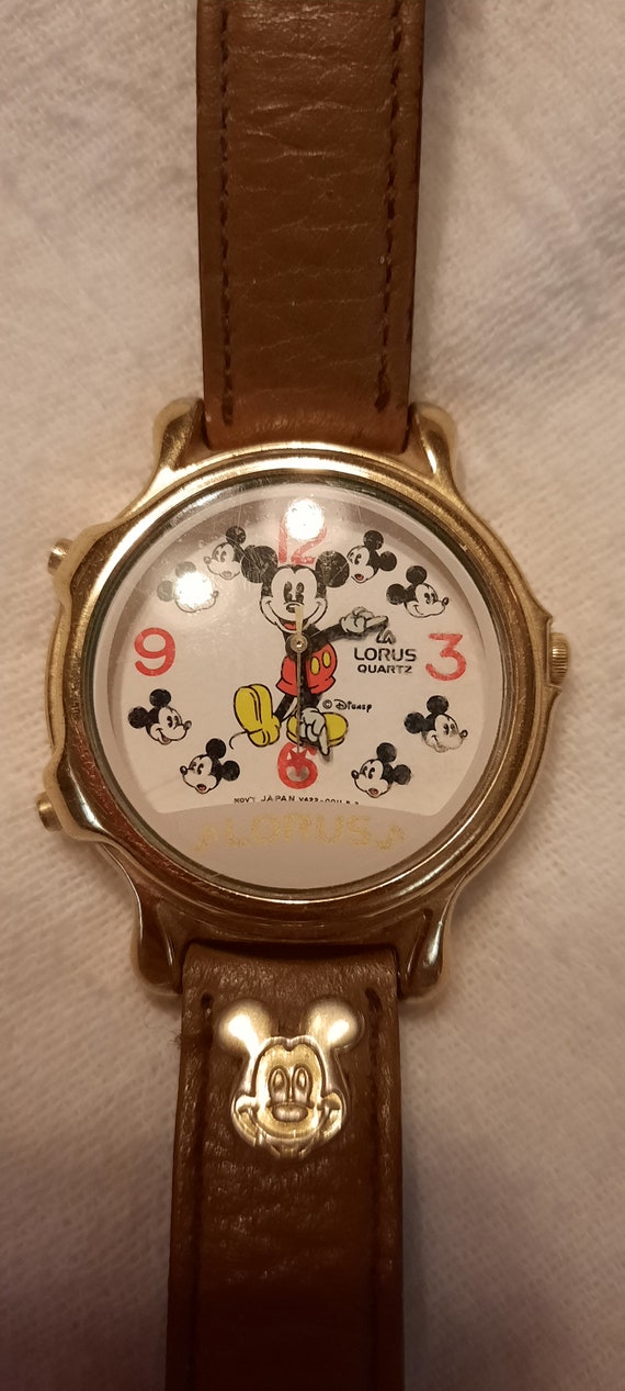 GJ007-Disney Vintage Seiko Lorus Mickey Musical La