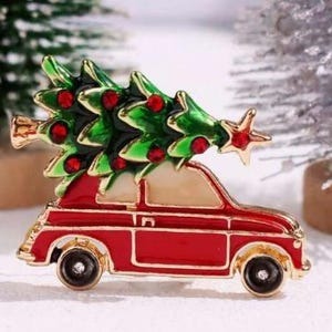 BROSCHE- Rotes Auto mit Weihnachtsbaum auf, Weihnachtsbrosche