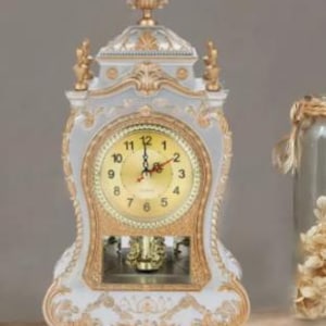 HORLOGE DE CHEMINÉE - Horloge de cheminée à carillon musical - Pendule silencieuse avec 12 tons musicaux, design fleuri, fonctionnant sur piles