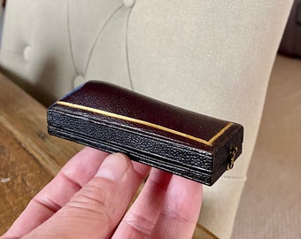 Vintage Antique John Perry Ltd Leather Tooled Gold Trim Jewellery