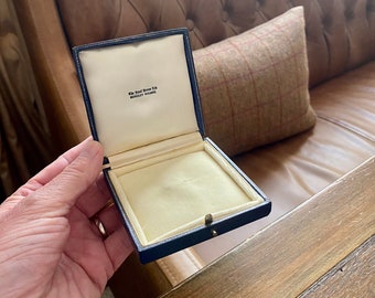 Beautiful Vintage Jewelry Box. Antique Jewellery Box. London Jewellers