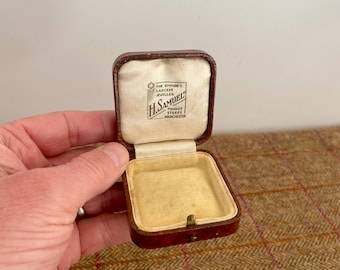 Small Vintage Jewelry Box. Antique Jewellery Box. H Samuel Jewellers