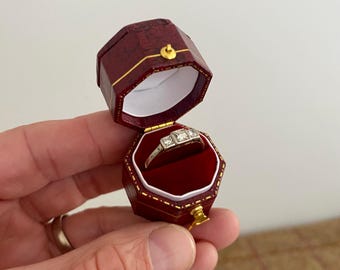 Beautiful Vintage Style Ring Box. Small Victorian style Jewellery Box. Unusual Wedding ring case or engagement ring box