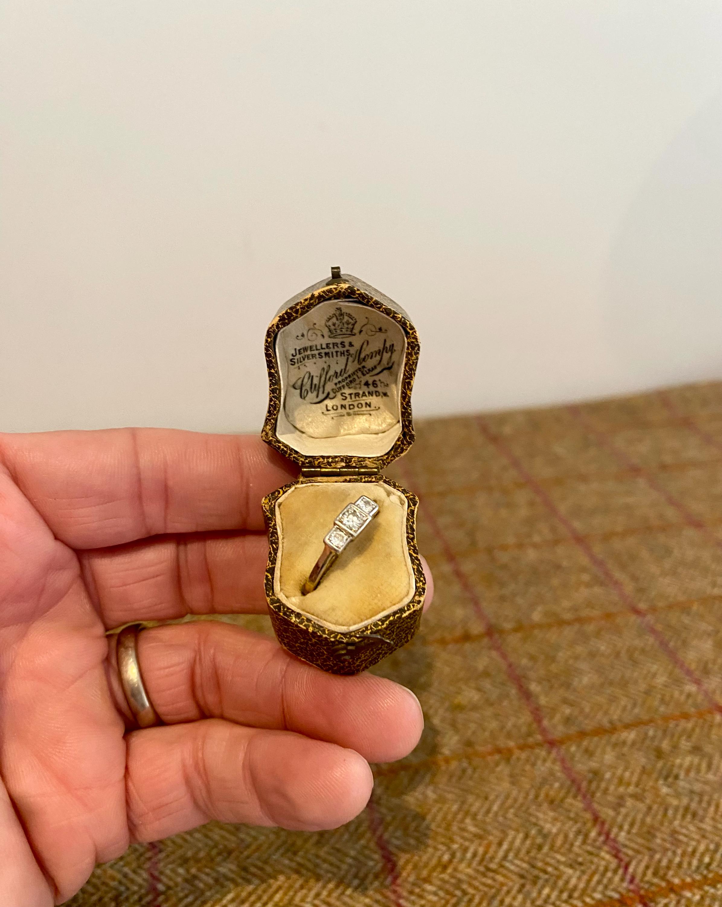 アンティークリングケース／ヴィクトリアン/VINTAGE RING BOX アンティークリングケース／ヴィクトリアン/VINTAGE RING BOX