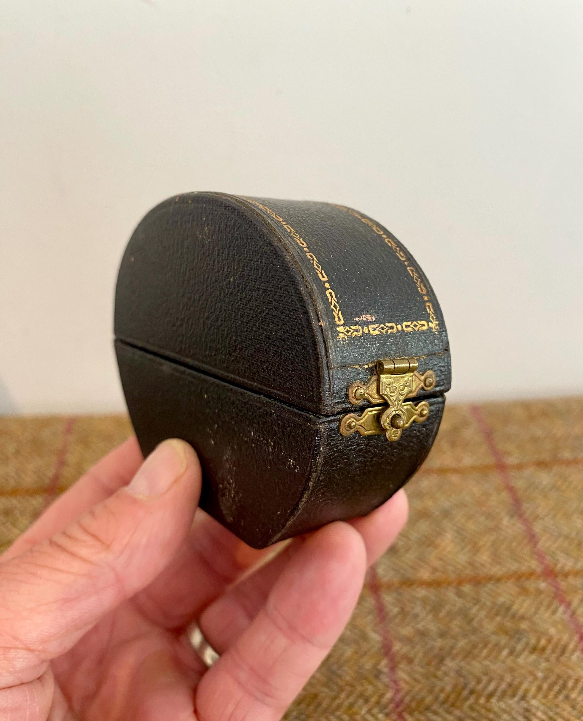 TheAntiqueBoxShop - Etsy Canada