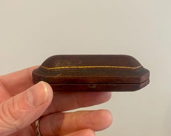 Vintage Antique John Perry Ltd Leather Tooled Gold Trim Jewellery
