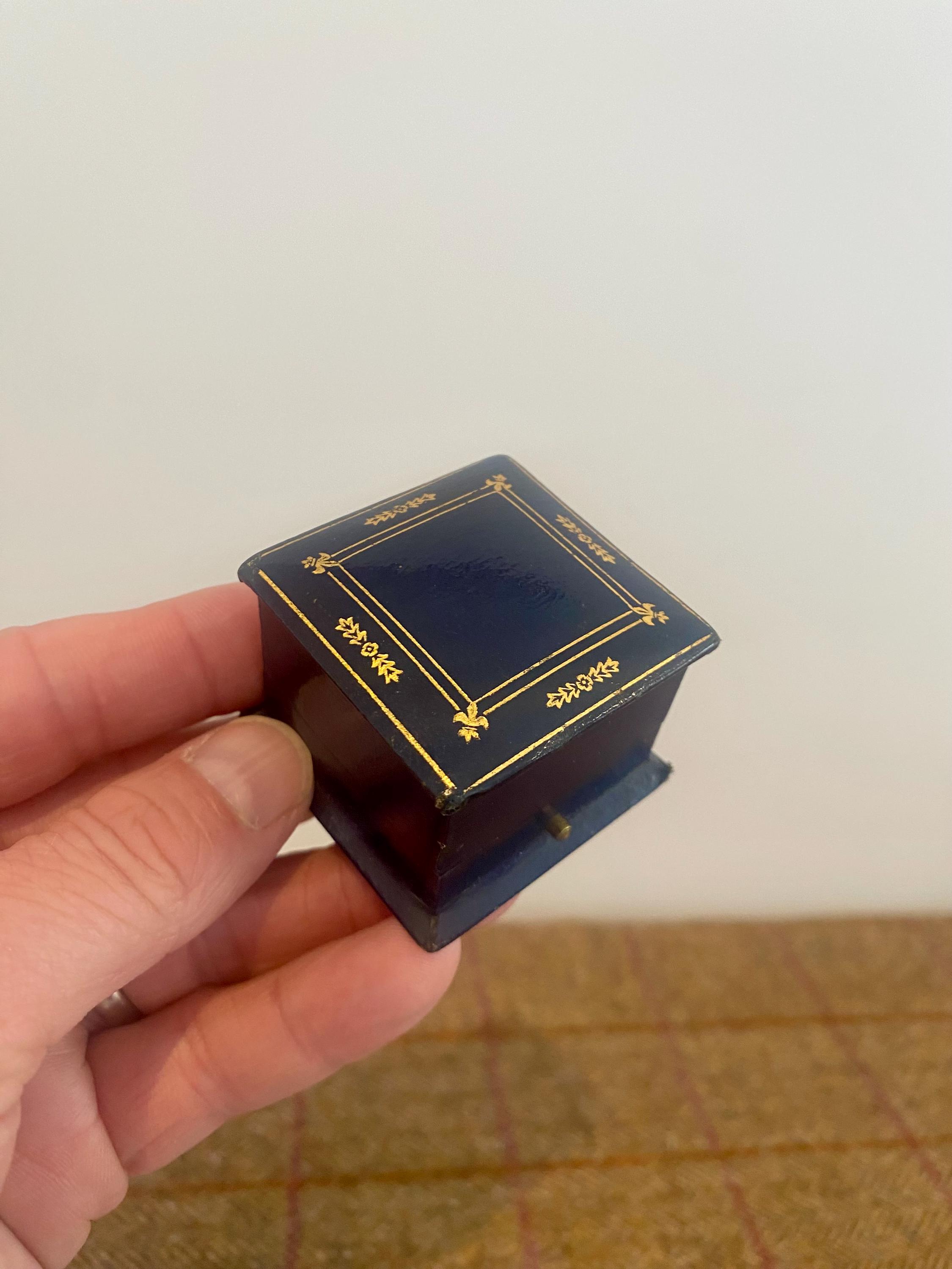TheAntiqueBoxShop - Etsy Canada