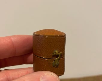 Antique ring Box. Small Victorian Ring Box. Vintage Jewellery Box. Antique Jewelry Box.