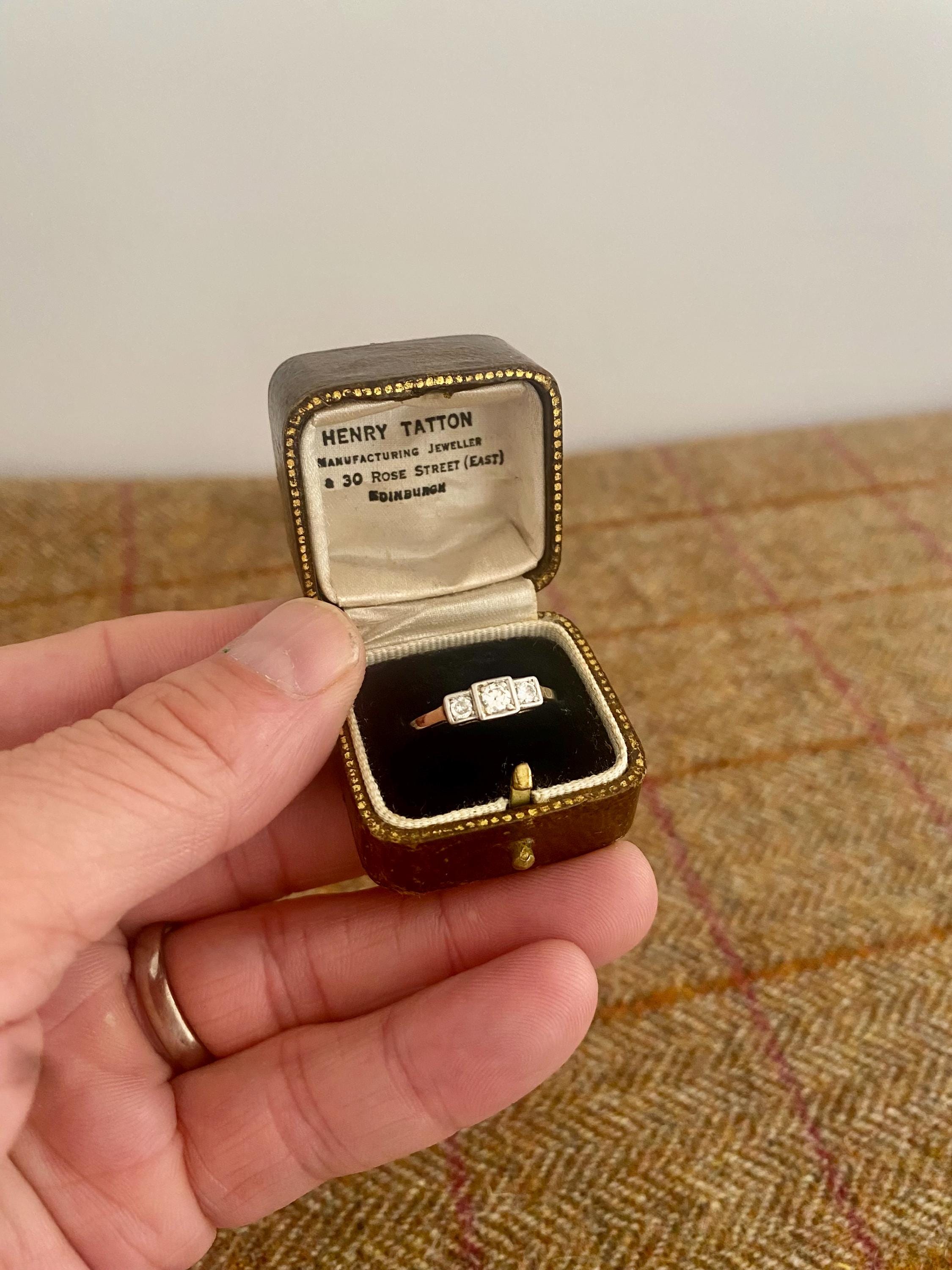 Vintage Leather Ring Box. Scottish Antique Jewelry Box. Edinburgh