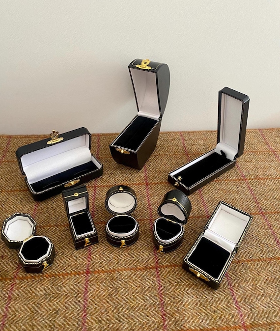 Vintage Style Jewelry Antique Style Jewellery Black