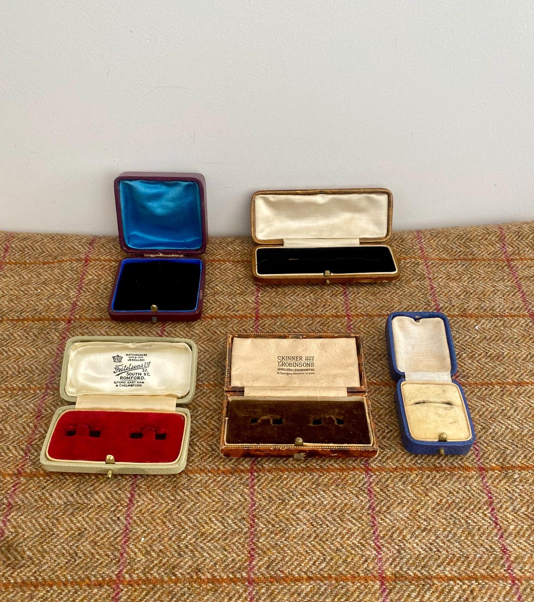 アンティークジュエリーボックス5つのコレクション。ヴィンテージ
