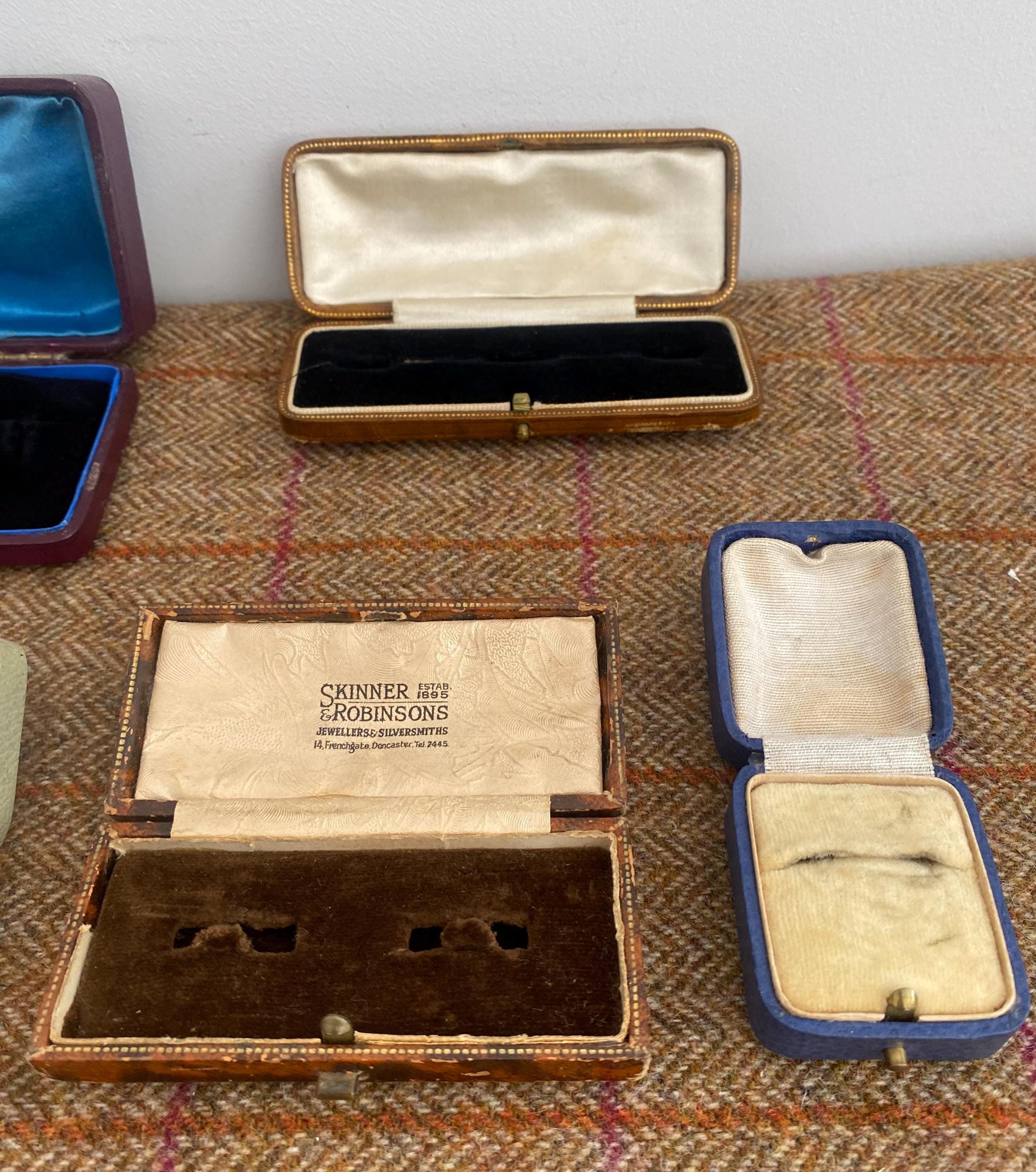 Lot De 5 Boîtes écrins à Bagues Vintage - En Plastique - Occasion