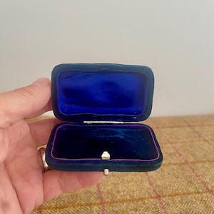 Blue Velvet Antique Jewelry Box. Vintage Jewellery Box. Antique Brooch Box