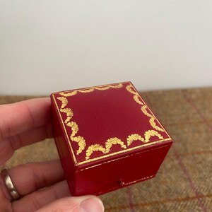 Wonderful Cartier Vintage Ring Box. Red Leather Vintage Jewellery Box. Vintage Jewelry box