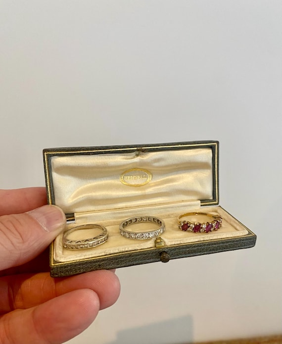 Quality Vintage Leather Jewellery Box. London Jewellers