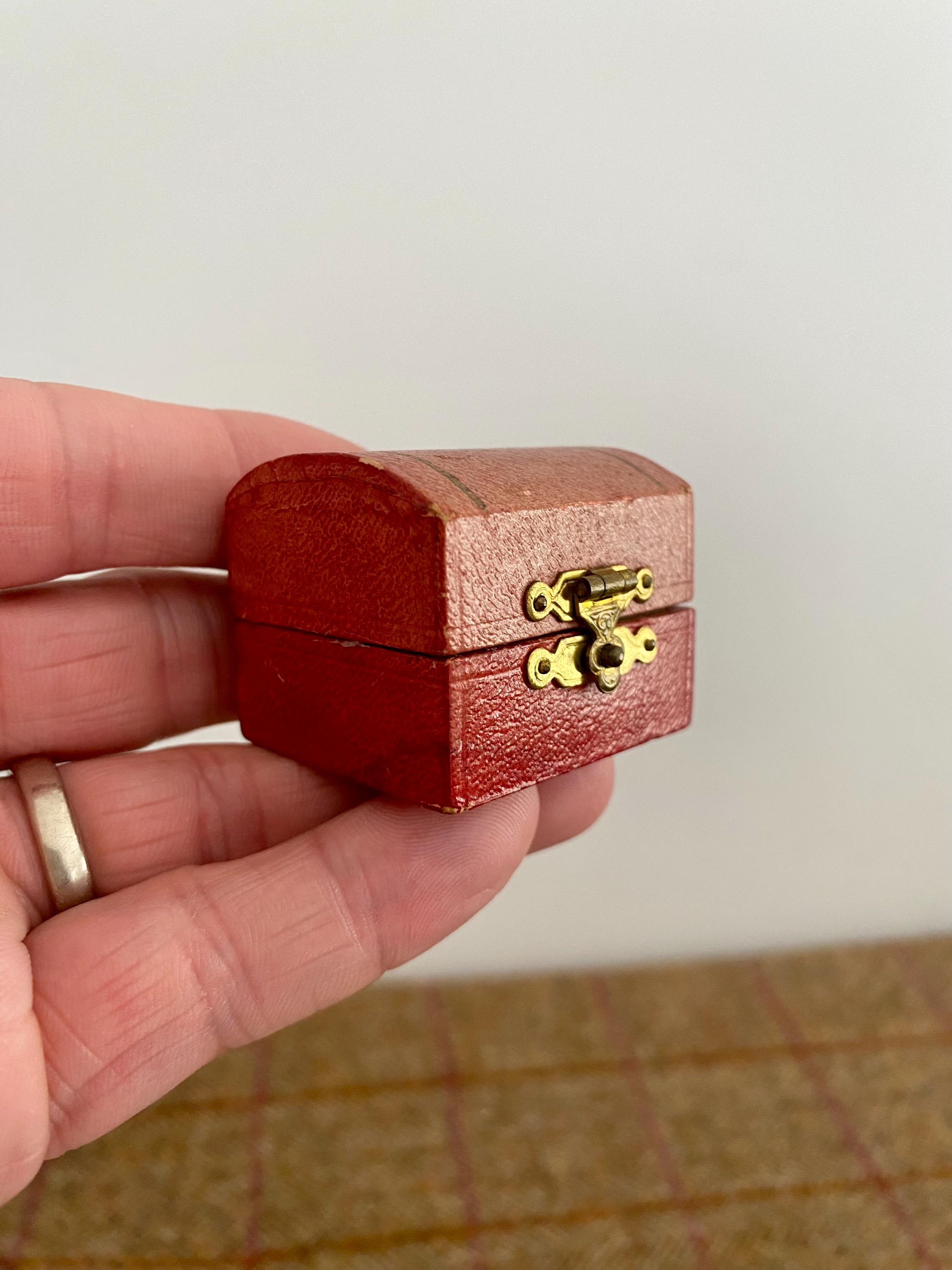 TheAntiqueBoxShop - Etsy Canada