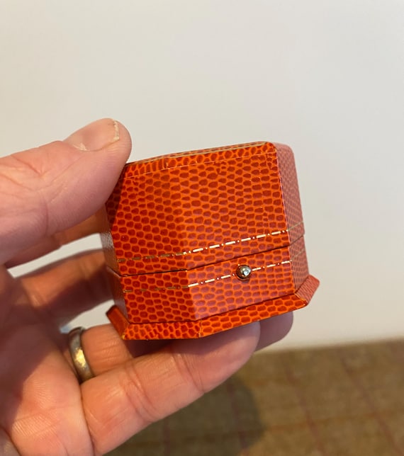 Impressive Vintage Ring Box. Statement Ring box i… - image 3