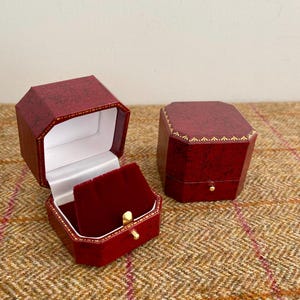 Vintage Style Earrings Box. New Luxury Jewellery box for Earrings. Red Leatherette Antique Style Jewelry box