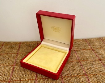 Vintage Rote Leder Schmuckschatulle. Vintage Schmuckschatulle. San Francisco Jewellers Shop Präsentation Schaukasten